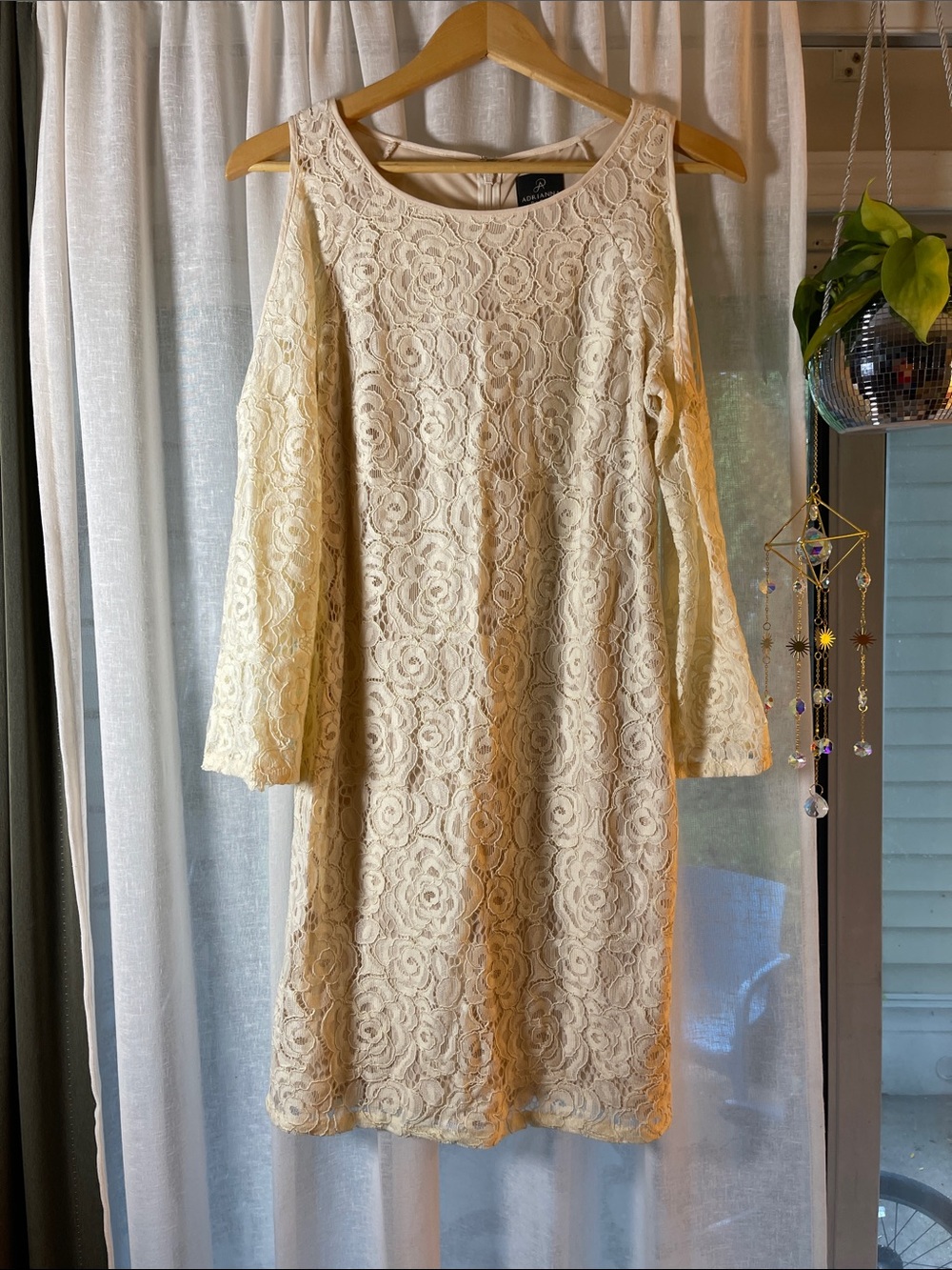 Adrianna Papell Cream Lace Cold-Shoulder Long Sleeve Dress